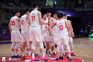 媒体人：尽管小组赛对手成色有限 但中国队进步还是显而易见的