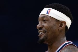 仅得5分！卢：比尔打得不错 我得多给他设计战术 让他更多持球