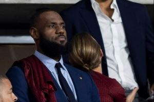 夸梅:詹姆斯一个电话他的团队就会找上你 他们就像黑手党一样