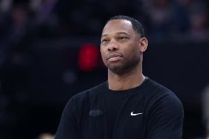 主帅威利·格林被解雇!鹈鹕赛季至今仅2胜10负 排名西部垫底